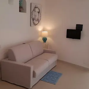 https://monolocale-ii-la-maddalena.in-sardinia.net